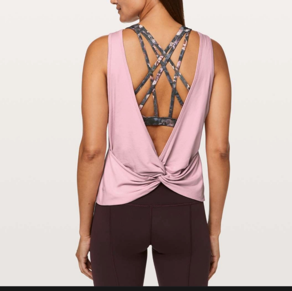 EUC* Lululemon Twist It Tank
